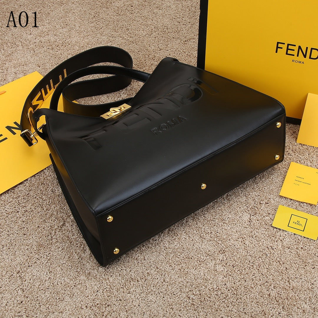 F e n d i black peekaboo 42cm